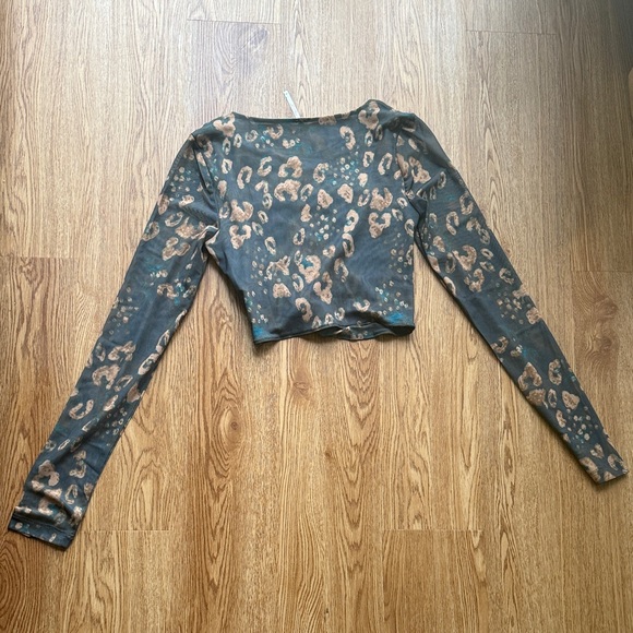 Free People Leopard Print Long Sleeve Top - Picture 5 of 7
